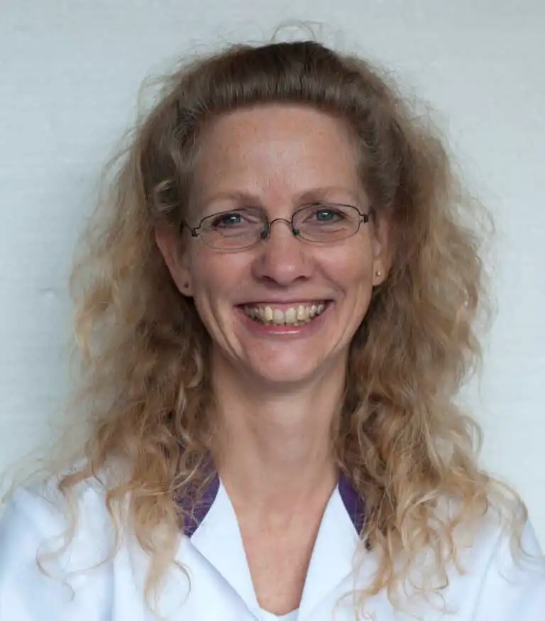 Auratouch professional healers | Anita