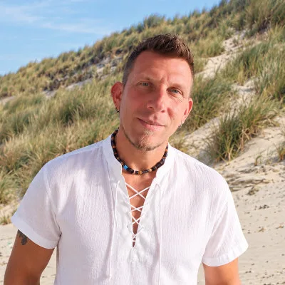 ik_strand_400.jpg